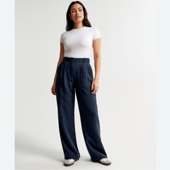 Abercrombie & Fitch Pants - Abercrombie & Fitch Sloane Wide Leg Dark Gray Pinstripe trousers
